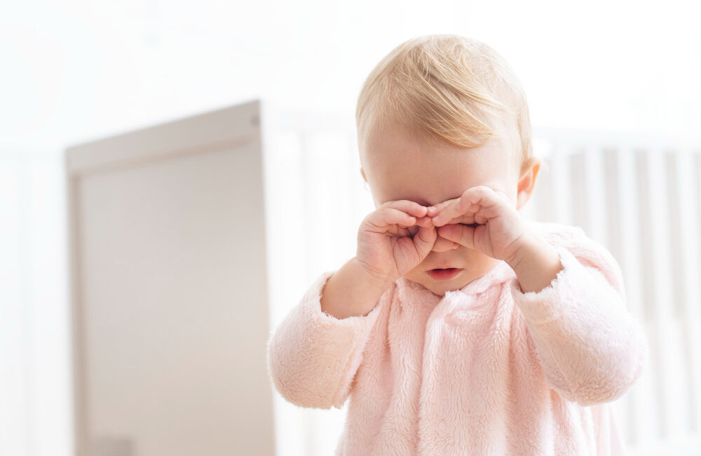 Exceso de legañas en bebés y niños