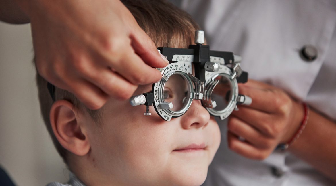 A qué edad llevar al niño al oftalmólogo