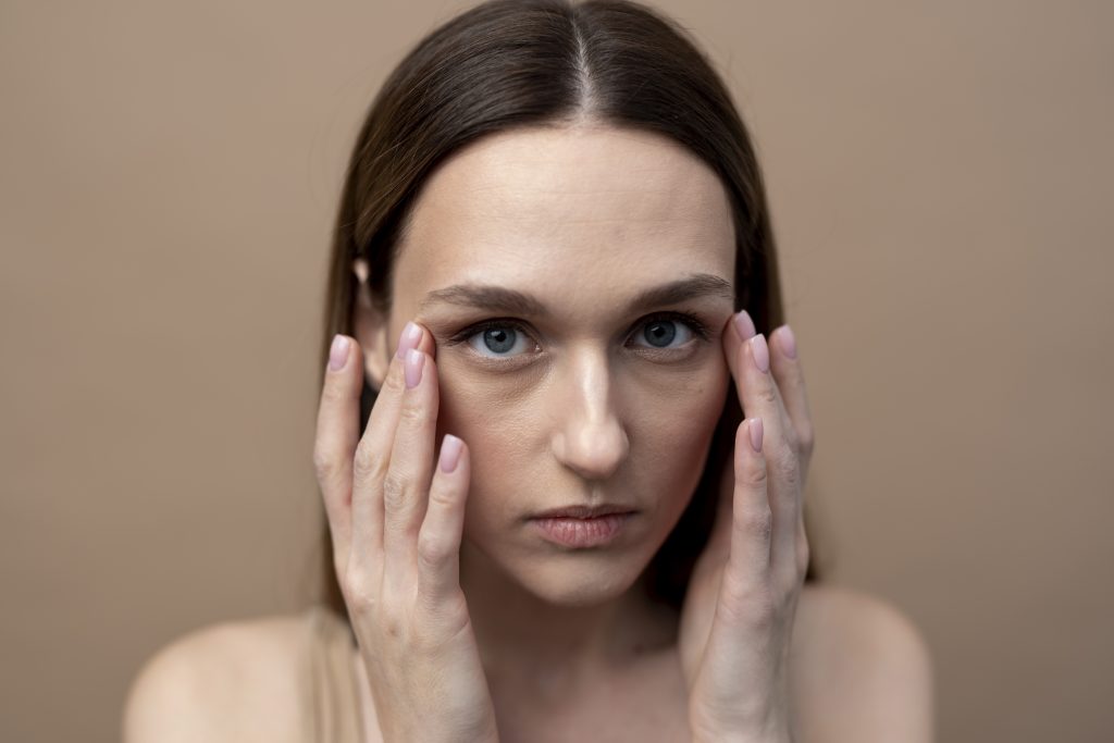 Tratamiento para ojeras oscuras y hundidas